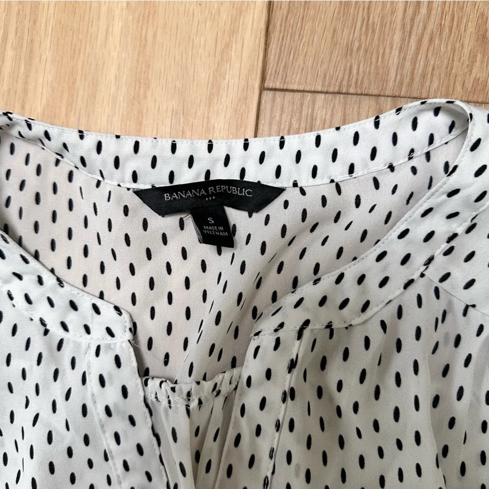 Black and White Dotted Top - Picture 2 of 5